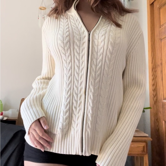 Knitted white zip up❤️ - Picture 1 of 3